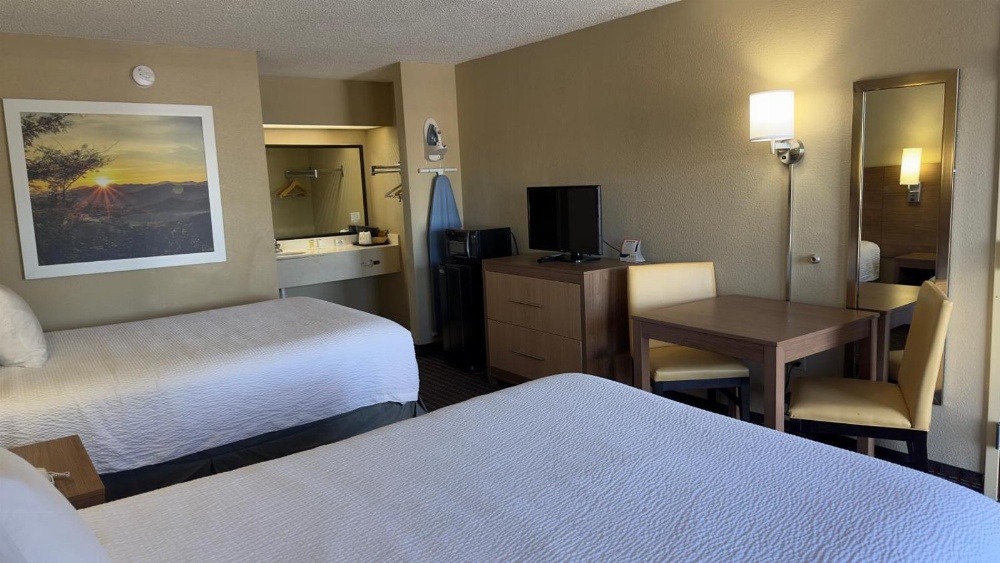 Days Inn By Wyndham Lexington/Columbia